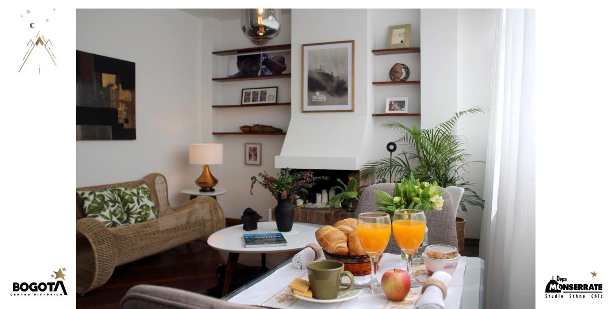 Depa Monserrate - Charming Historic Nest With Breathtaking Mountain Views - Apartaestudio Bogota Bagian luar foto